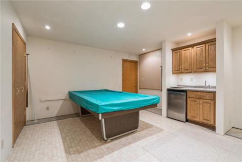 385 W 34th Avenue Marion IA 52302