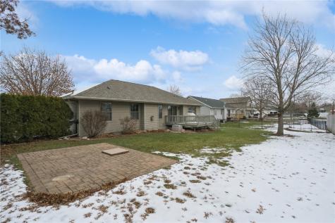385 W 34th Avenue Marion IA 52302