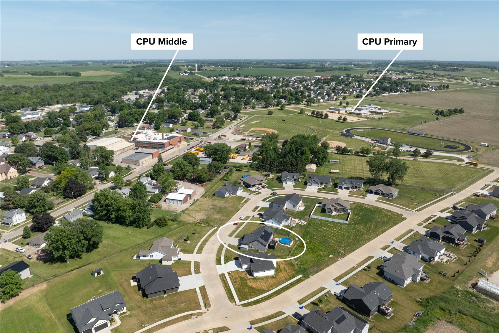 709 Pointer Circle Center Point IA 52213