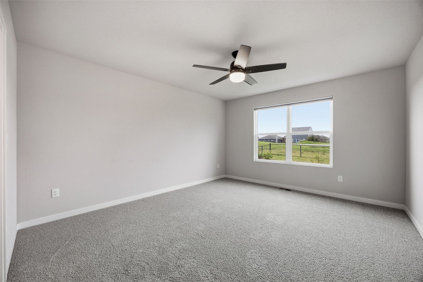 2818 Mary Drive Hiawatha IA 52233