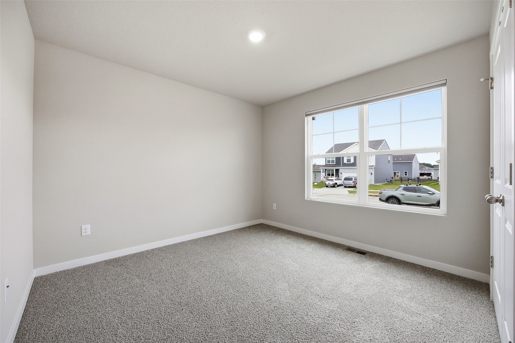 2818 Mary Drive Hiawatha IA 52233