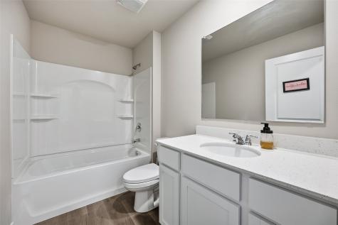 2818 Mary Drive Hiawatha IA 52233