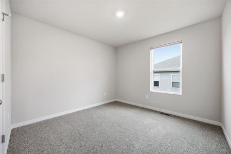 2818 Mary Drive Hiawatha IA 52233
