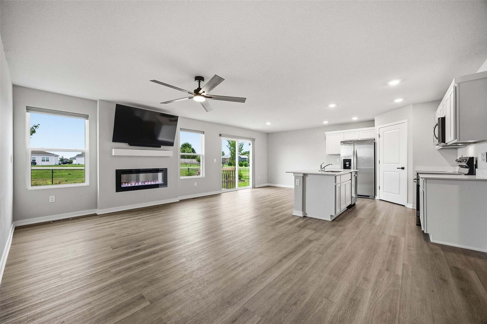 2818 Mary Drive Hiawatha IA 52233