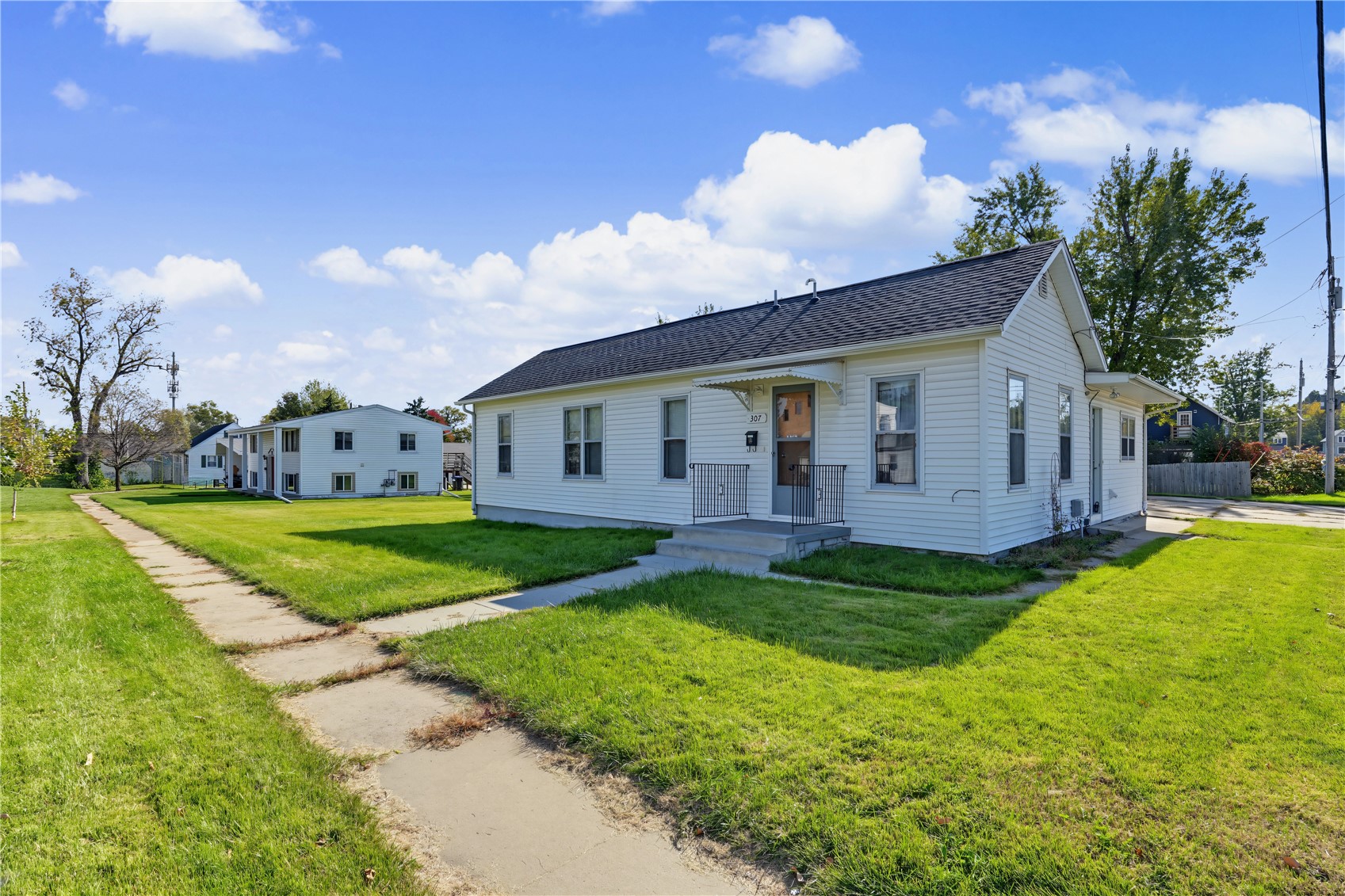 307 9th Avenue Marion IA 52302