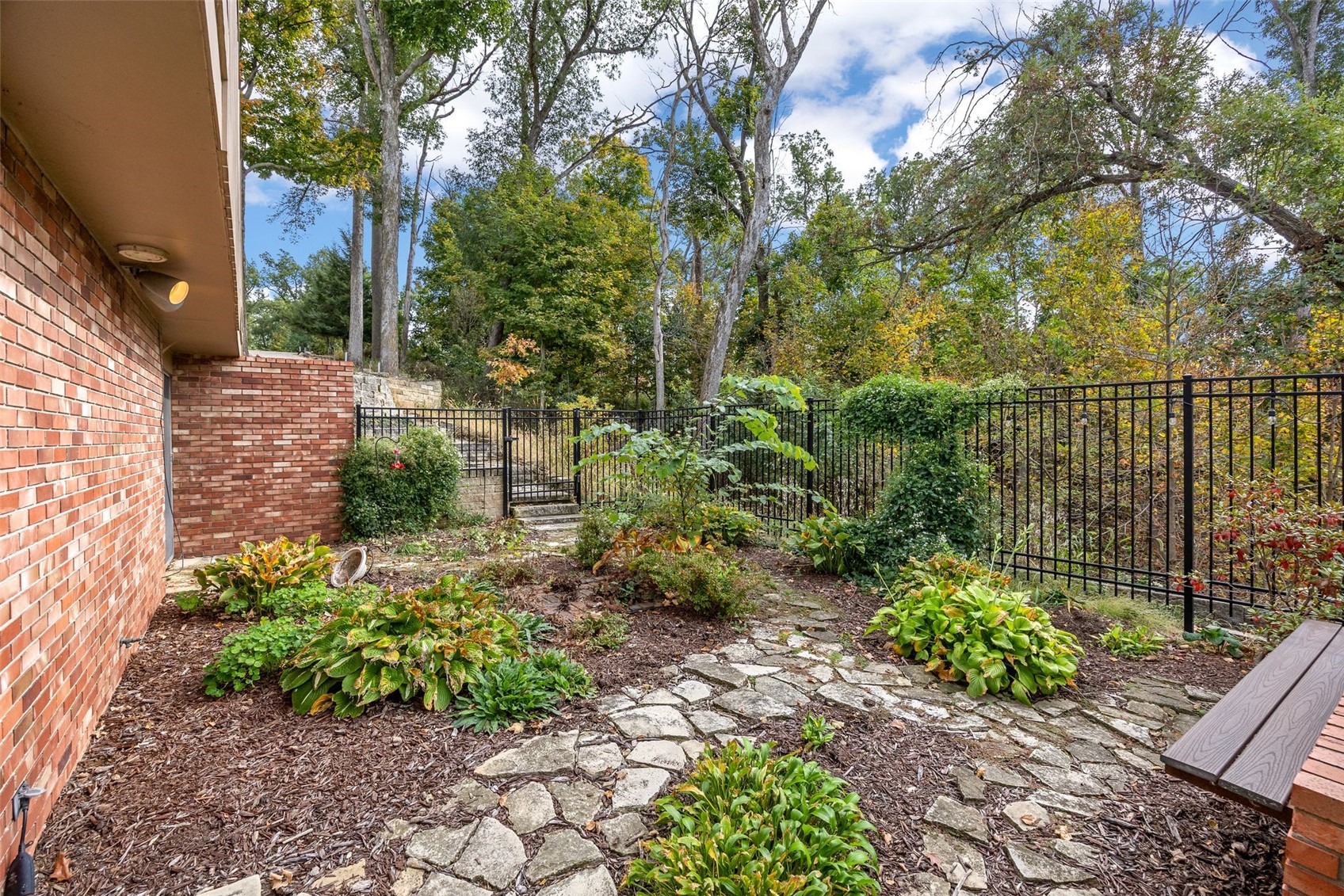 4330 Eaglemere Court SE Cedar Rapids IA 52403