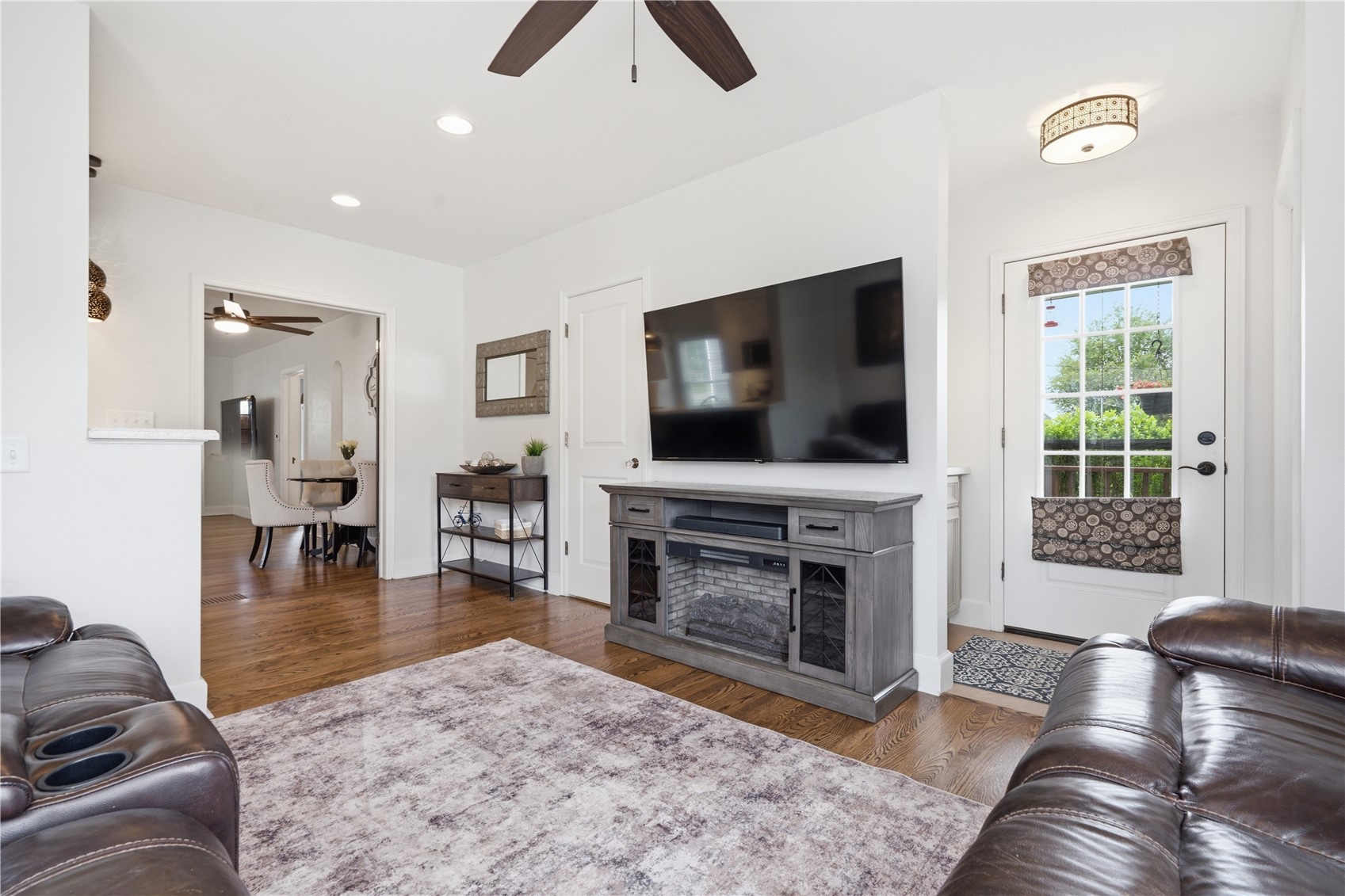 2610 E Avenue NE Cedar Rapids IA 52402