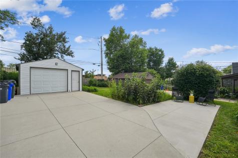 223 23rd Street Drive SE Cedar Rapids IA 52403