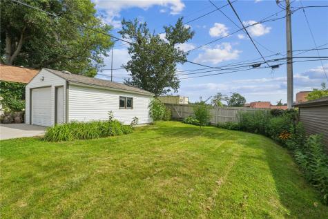 223 23rd Street Drive SE Cedar Rapids IA 52403