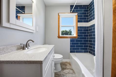 4731 Mount Vernon Road Cedar Rapids IA 52403