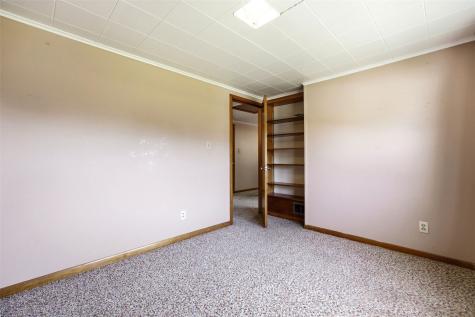 4731 Mount Vernon Road Cedar Rapids IA 52403
