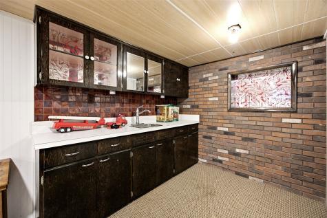 4731 Mount Vernon Road Cedar Rapids IA 52403
