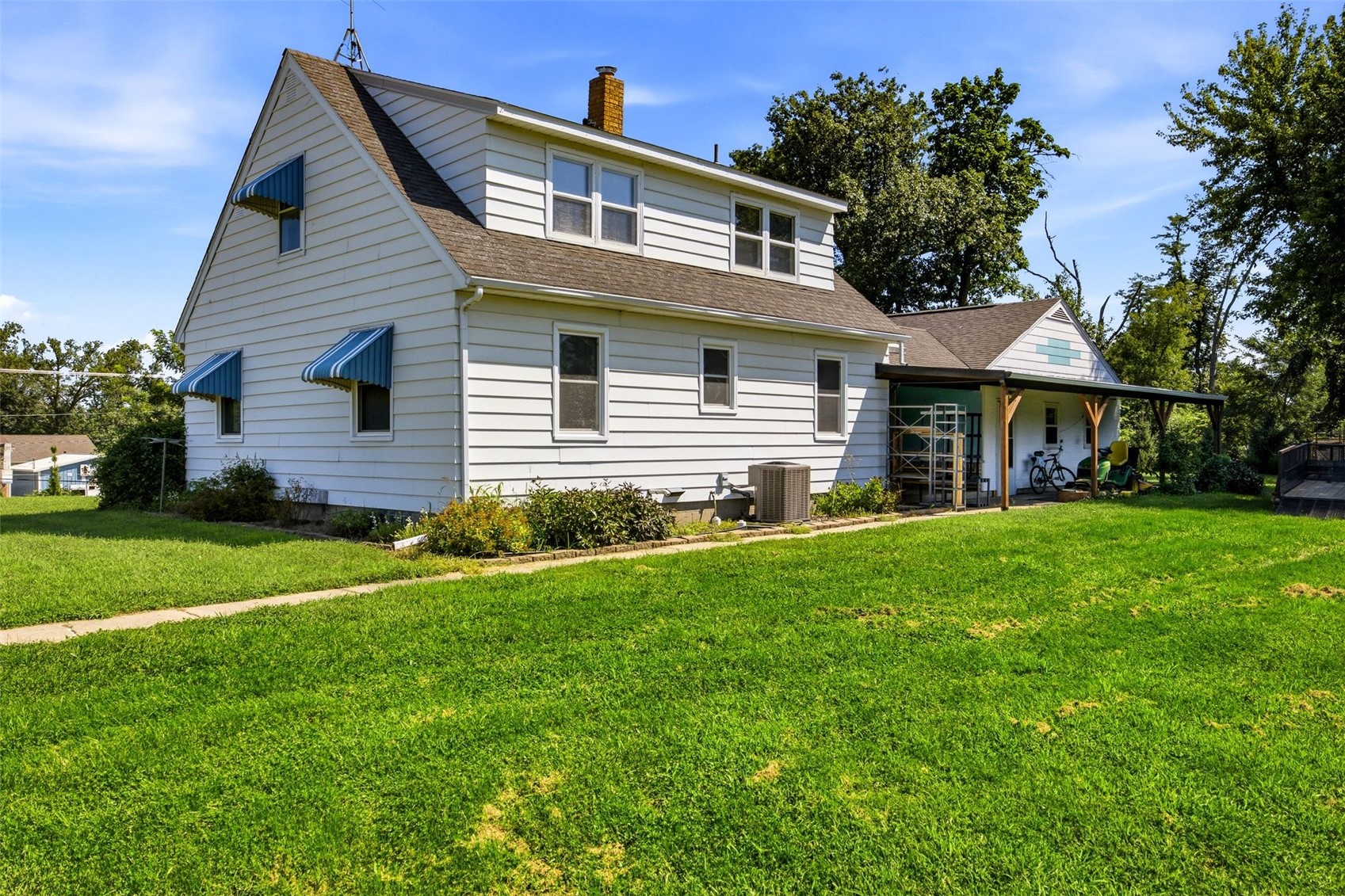4731 Mount Vernon Road Cedar Rapids IA 52403
