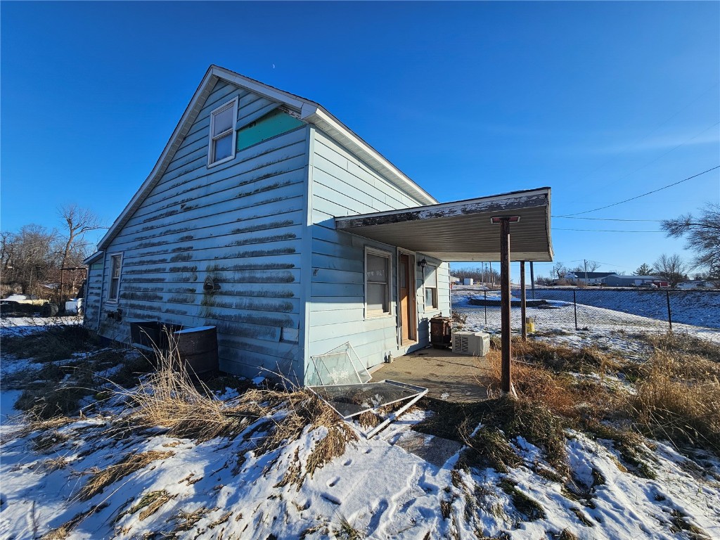 2015 Covington Road Palo IA 52324