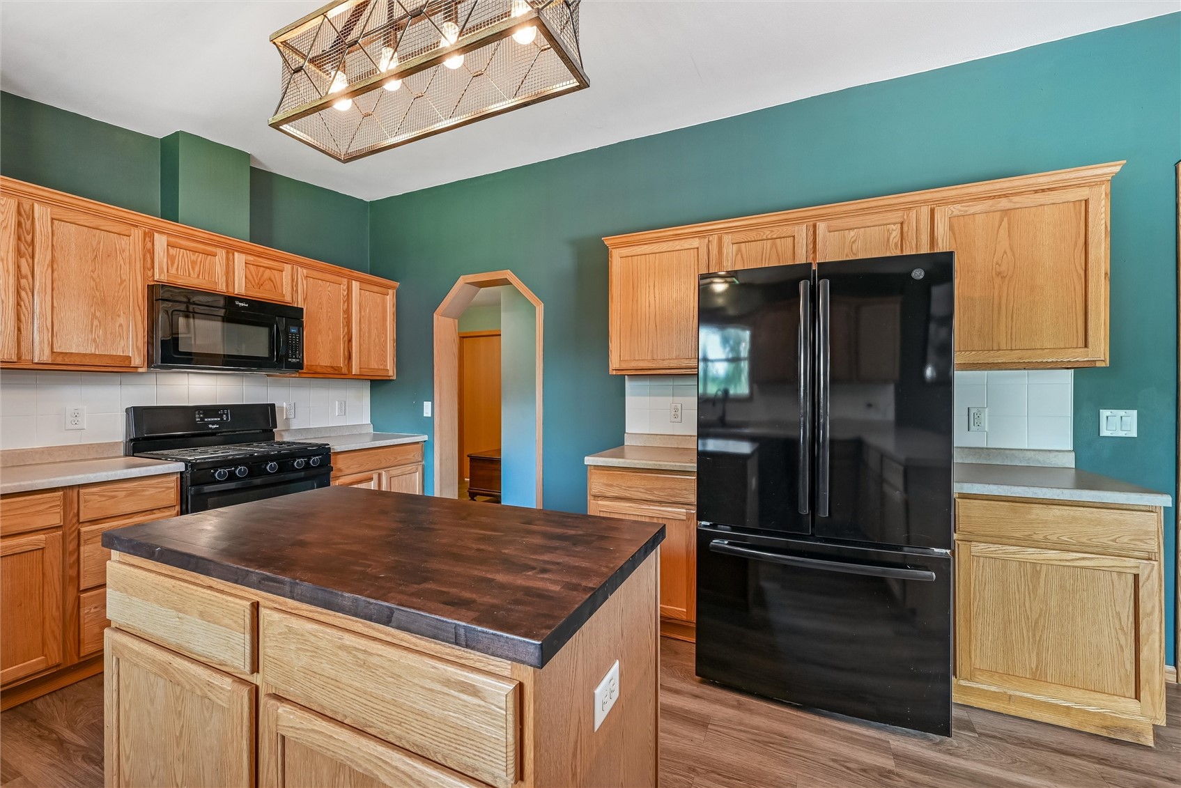 2590 Meadow View Drive Urbana IA 52345