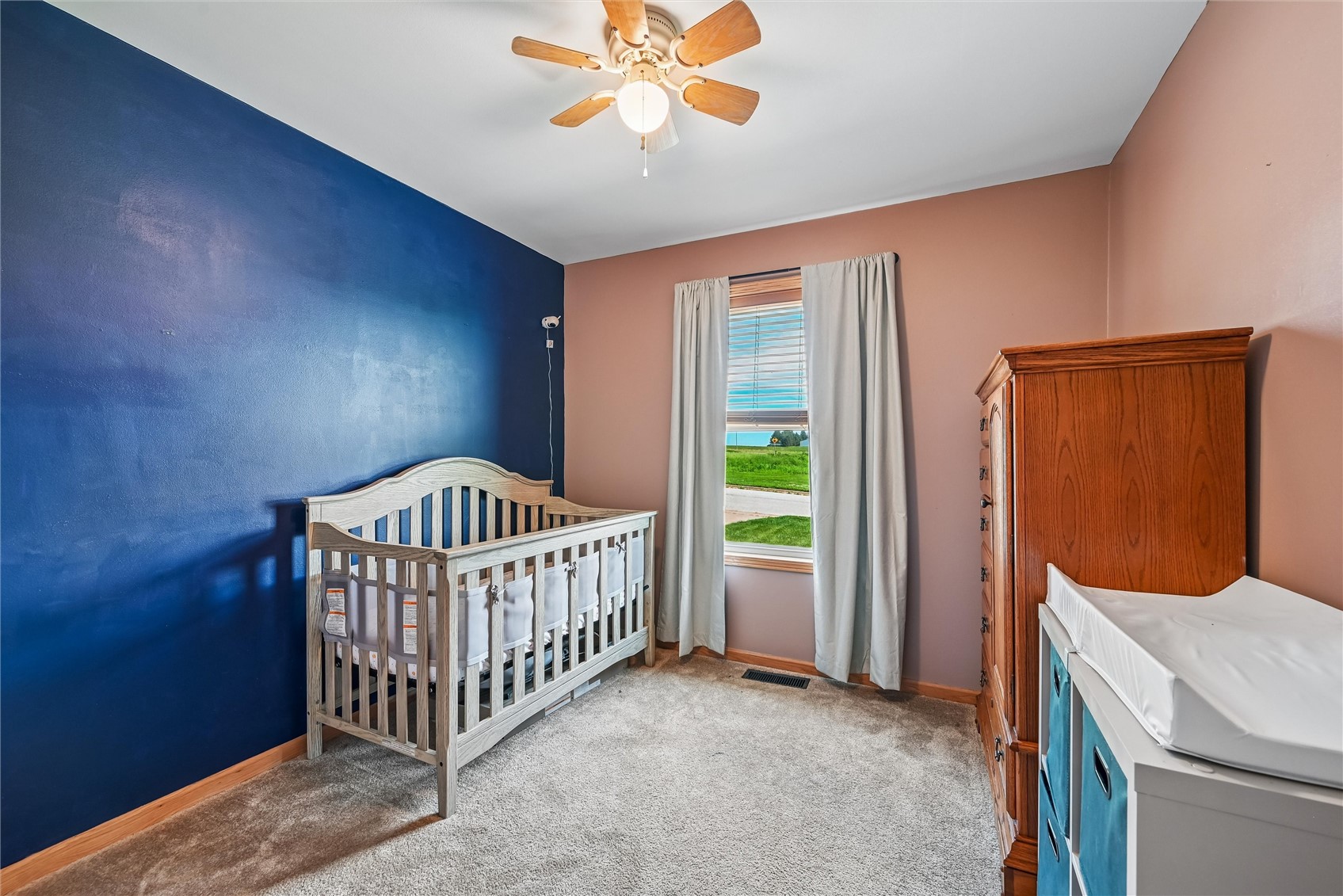 2590 Meadow View Drive Urbana IA 52345
