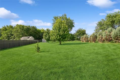 2590 Meadow View Drive Urbana IA 52345