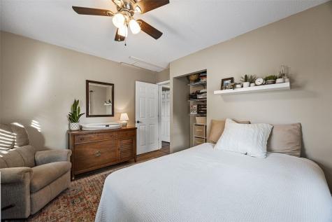 826 20th Avenue Coralville IA 52241