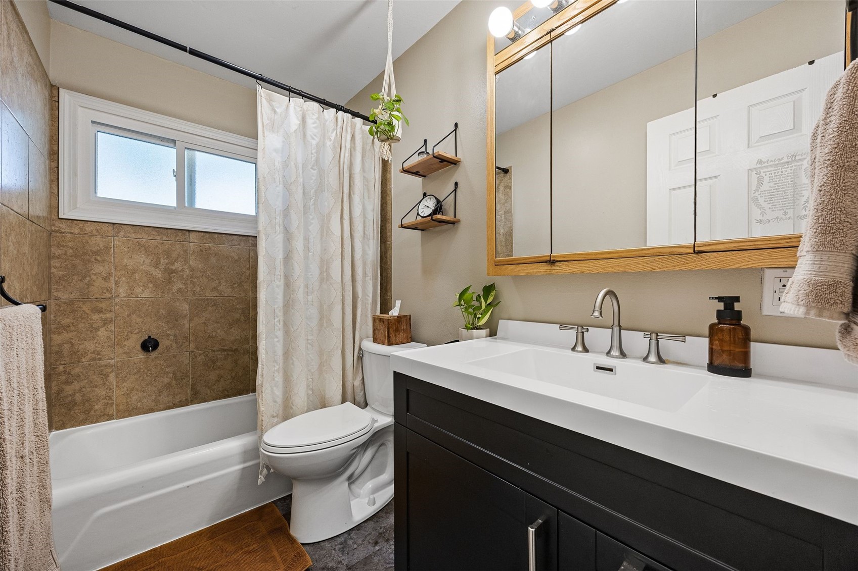 826 20th Avenue Coralville IA 52241