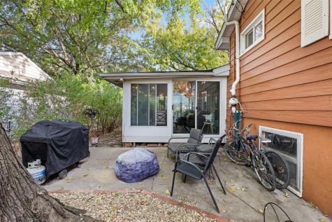 826 20th Avenue Coralville IA 52241
