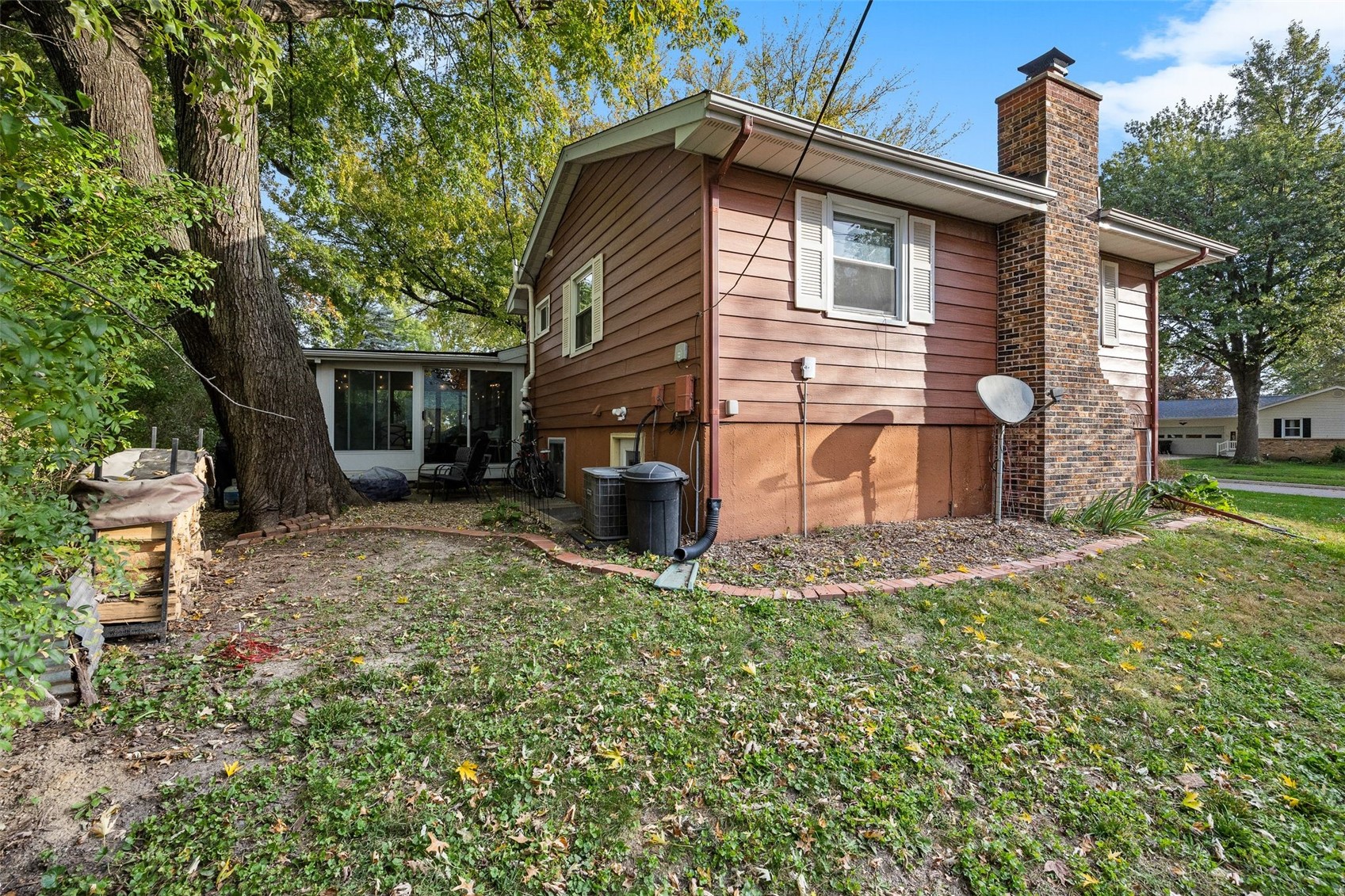 826 20th Avenue Coralville IA 52241