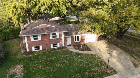 826 20th Avenue Coralville IA 52241