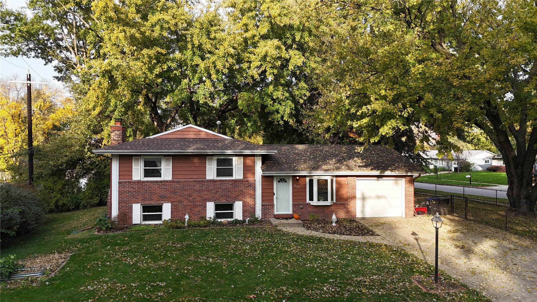 826 20th Avenue Coralville IA 52241