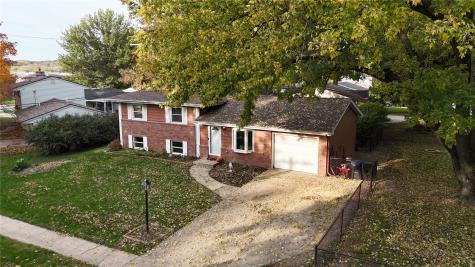 826 20th Avenue Coralville IA 52241
