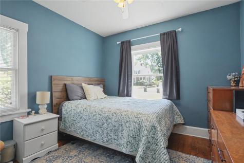 114 25th St Drive SE Cedar Rapids IA 52403