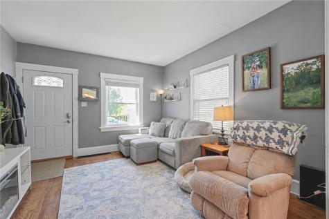 114 25th St Drive SE Cedar Rapids IA 52403