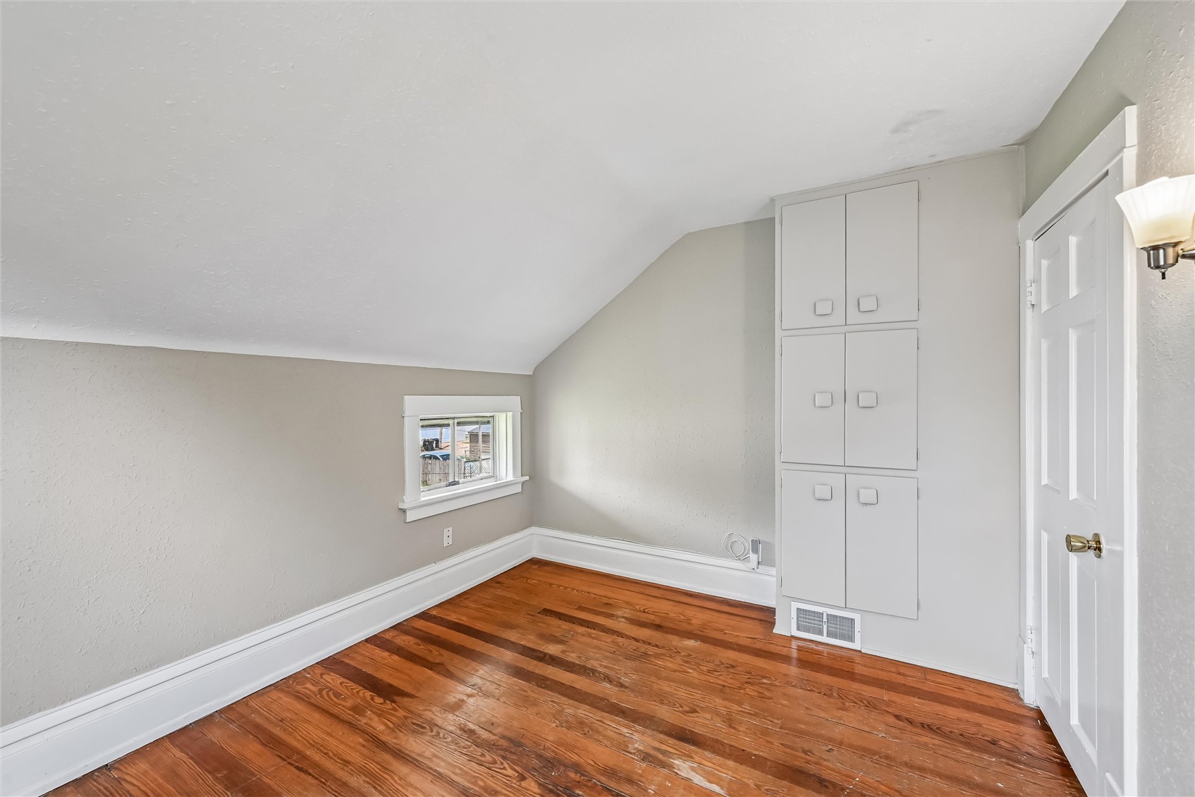 1532 C Avenue NE Cedar Rapids IA 52402