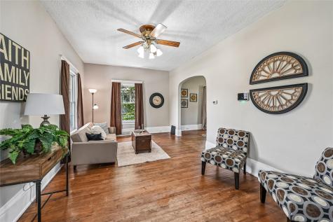 1532 C Avenue NE Cedar Rapids IA 52402