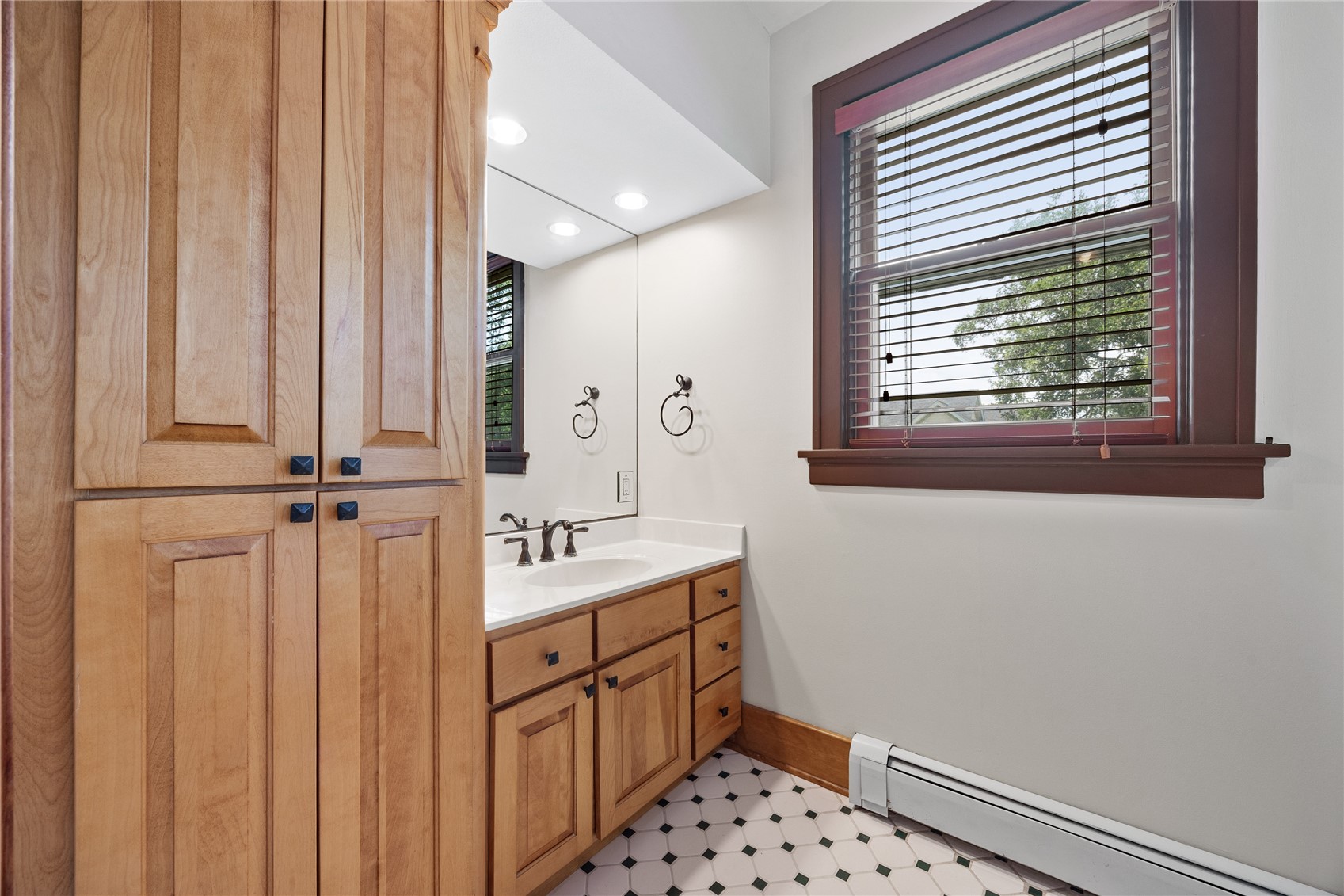 103 10th Avenue SW Mt Vernon IA 52314