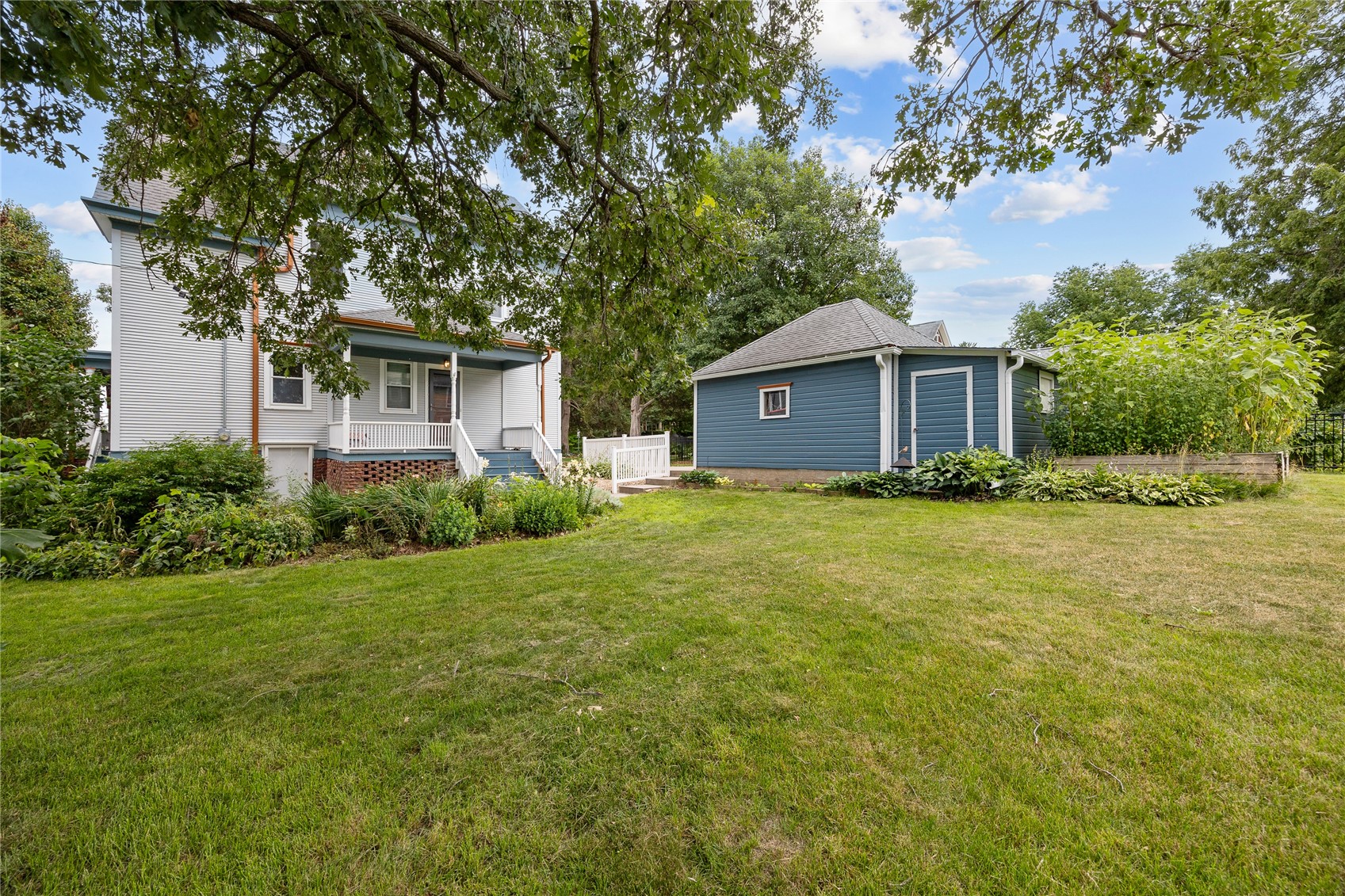 103 10th Avenue SW Mt Vernon IA 52314