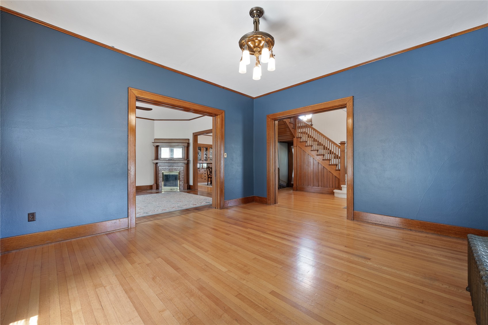 103 10th Avenue SW Mt Vernon IA 52314