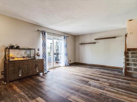 431 Teakwood Lane NE Cedar Rapids IA 52402