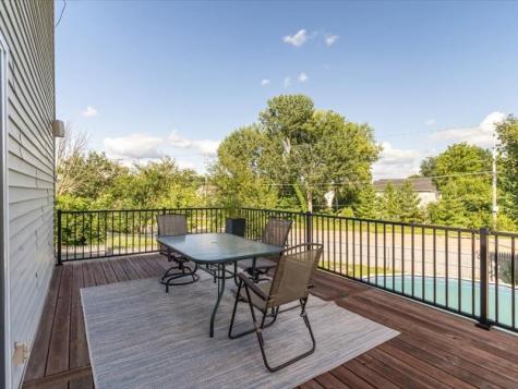 431 Teakwood Lane NE Cedar Rapids IA 52402