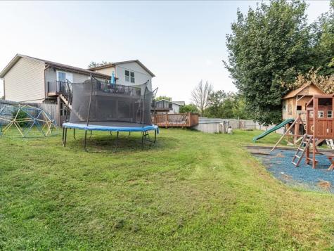 431 Teakwood Lane NE Cedar Rapids IA 52402