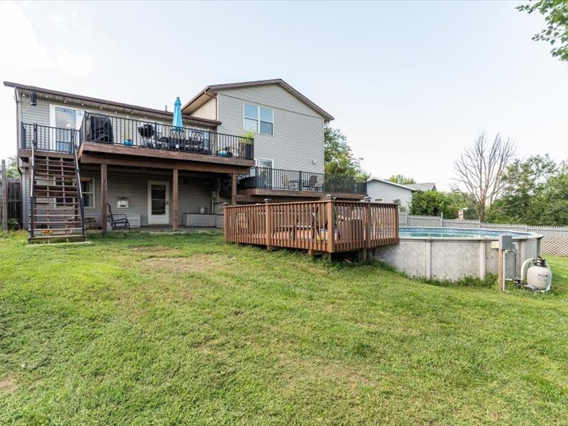 431 Teakwood Lane NE Cedar Rapids IA 52402