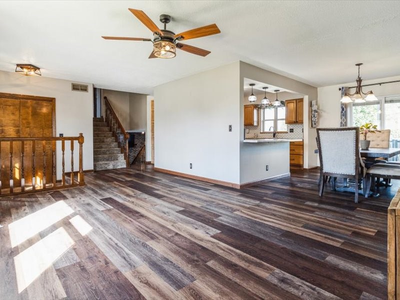 431 Teakwood Lane NE Cedar Rapids IA 52402