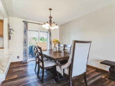 431 Teakwood Lane NE Cedar Rapids IA 52402