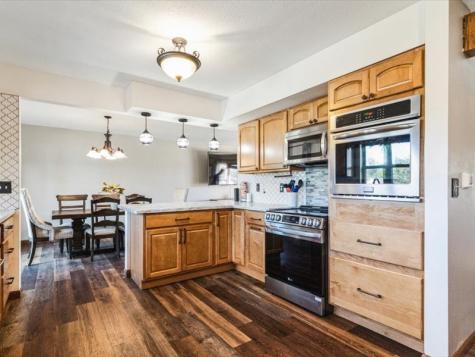 431 Teakwood Lane NE Cedar Rapids IA 52402