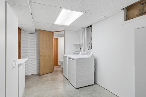 6523 Boxwood Lane NE Cedar Rapids IA 52402