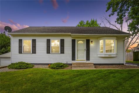 6523 Boxwood Lane NE Cedar Rapids IA 52402