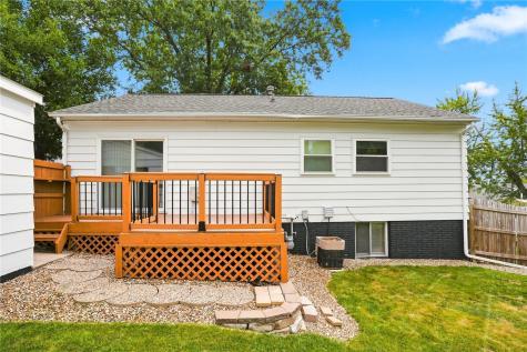 6523 Boxwood Lane NE Cedar Rapids IA 52402