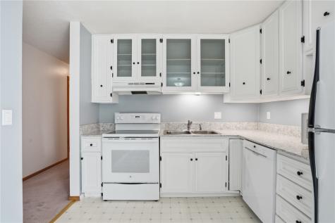 6523 Boxwood Lane NE Cedar Rapids IA 52402