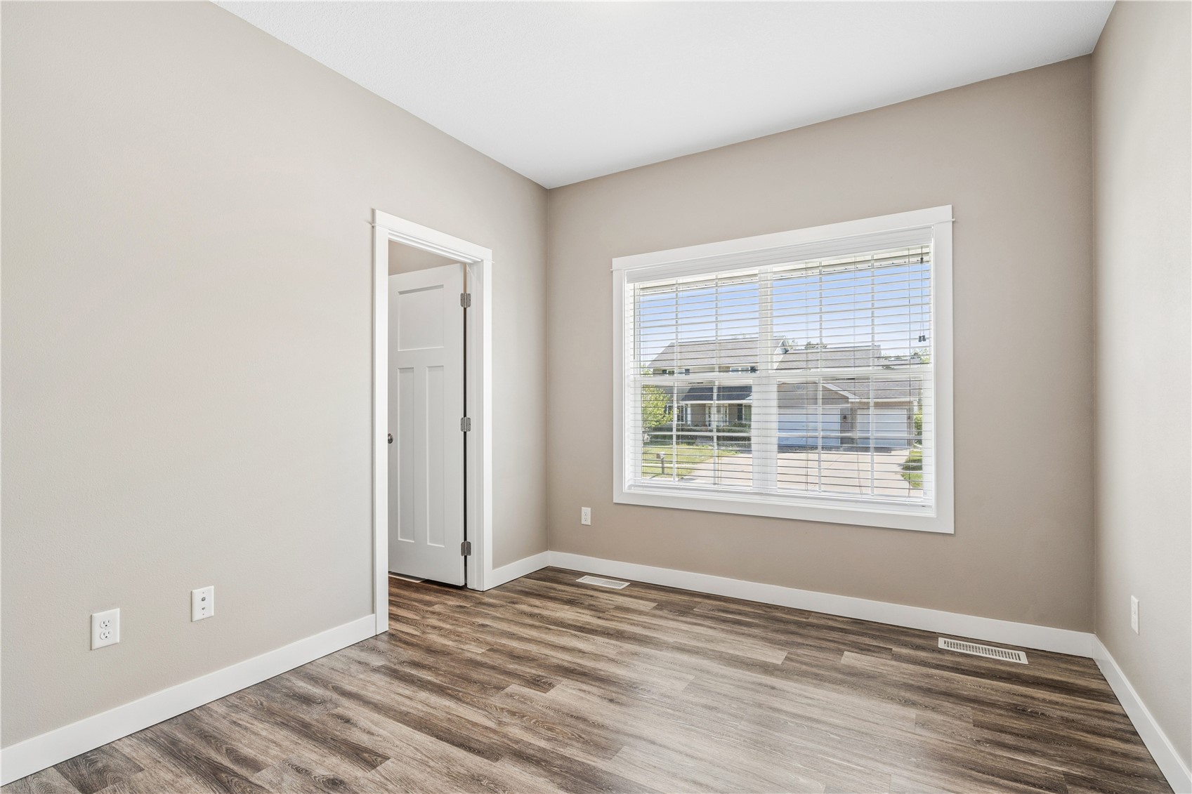 3520 Royal Drive SW Cedar Rapids IA 52404