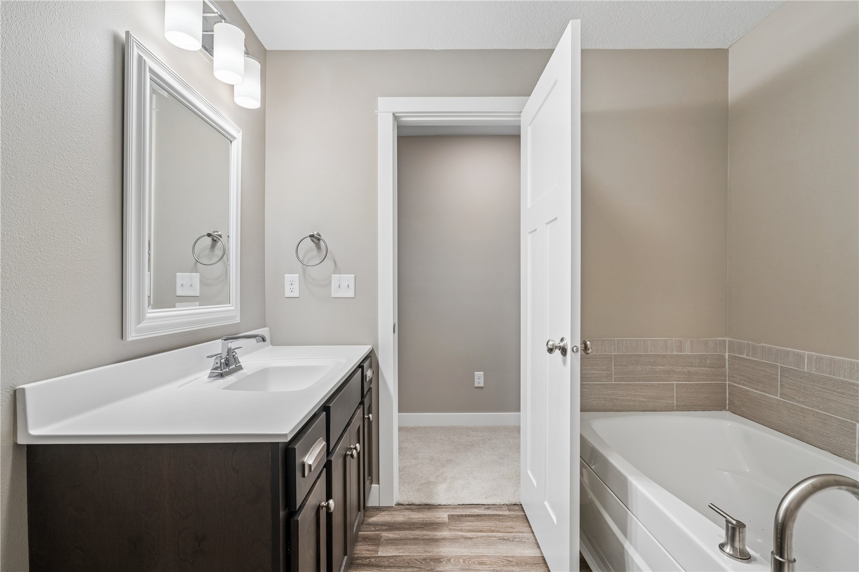 3520 Royal Drive SW Cedar Rapids IA 52404