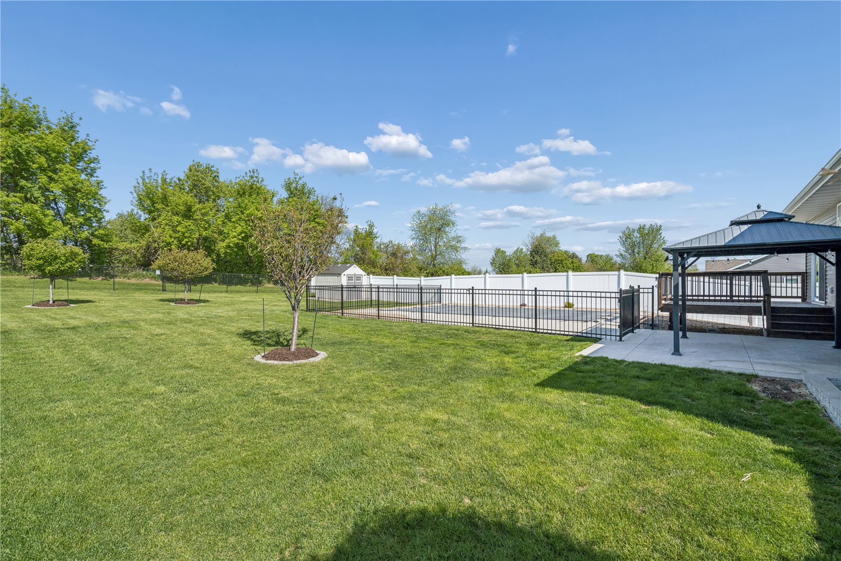 3520 Royal Drive SW Cedar Rapids IA 52404