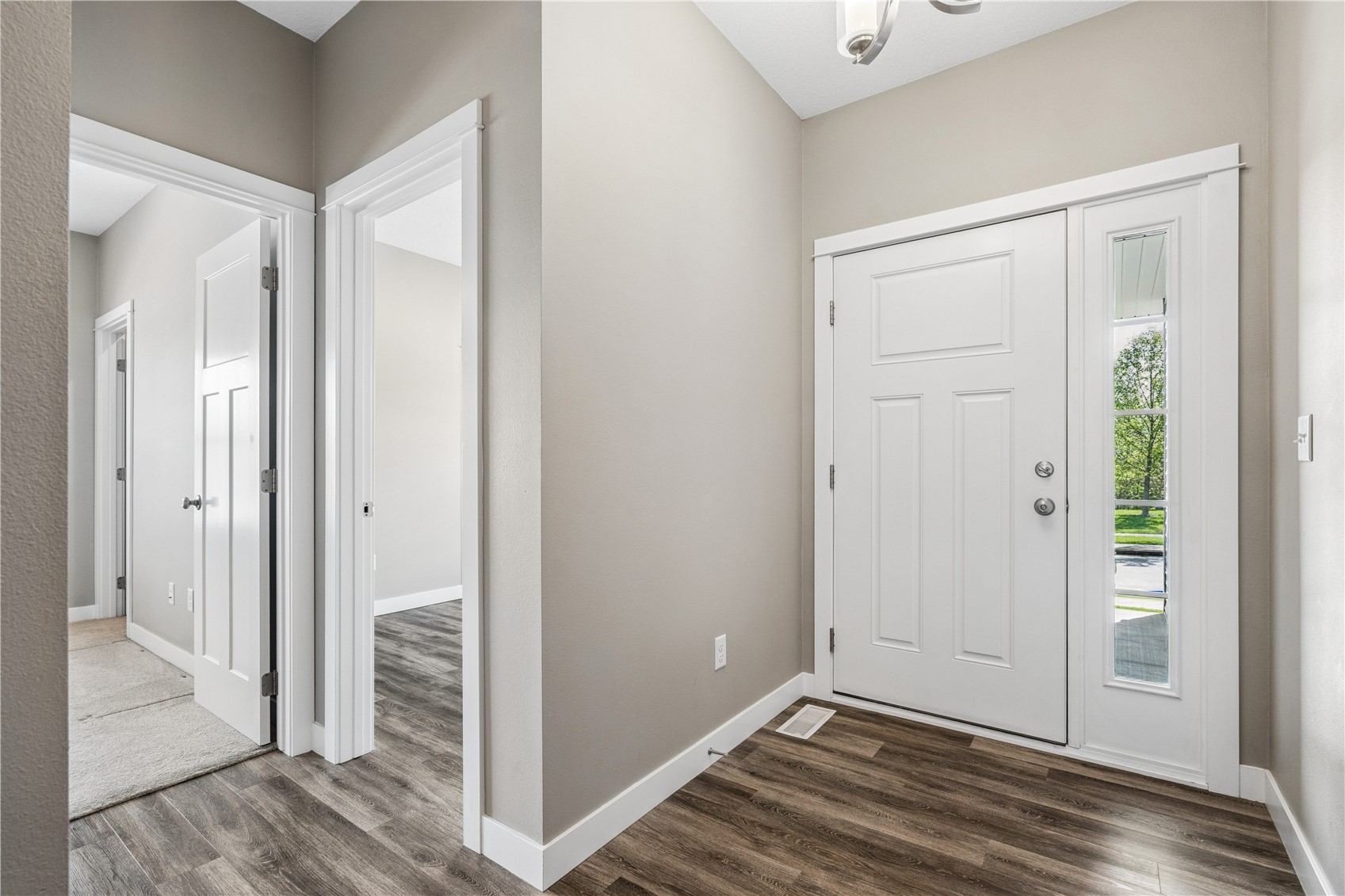 3520 Royal Drive SW Cedar Rapids IA 52404